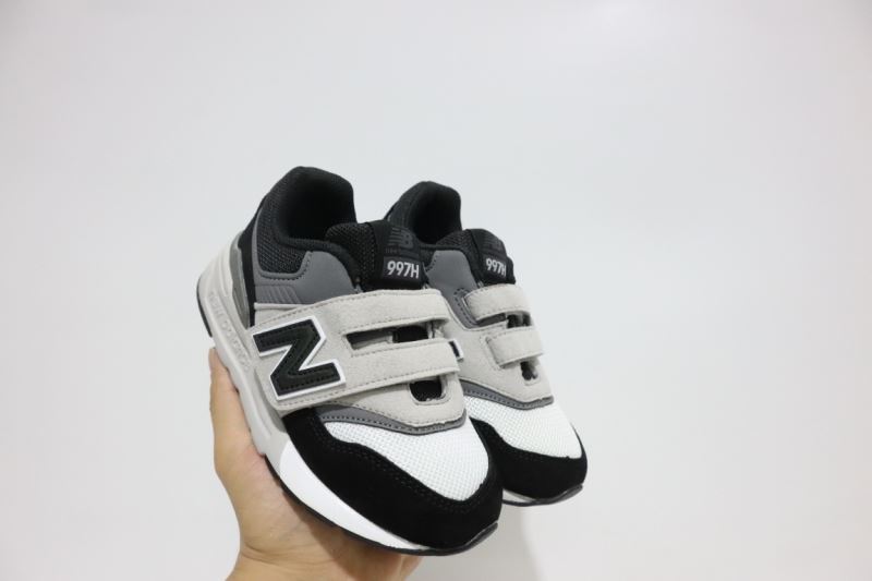 NEW BALANCE SHOES